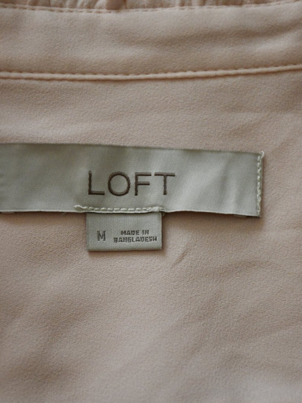 Loft Pale Pink Ruffle top - Picture 5 of 6